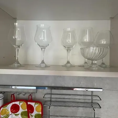 Apartment Monolocale Al Porto Fano (Pesaro and Urbino)
